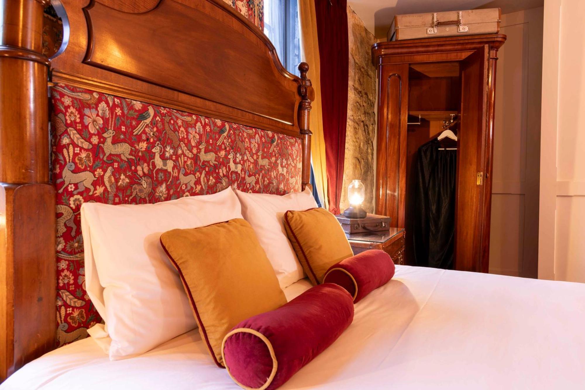 The Dirty Bottles Hotel Алнуик Екстериор снимка
